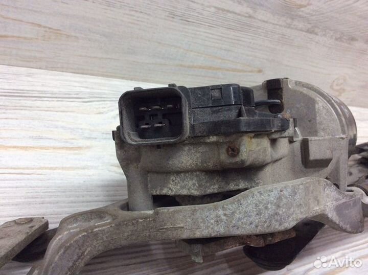 Моторчик стеклоочистителя передний Hyundai Solaris