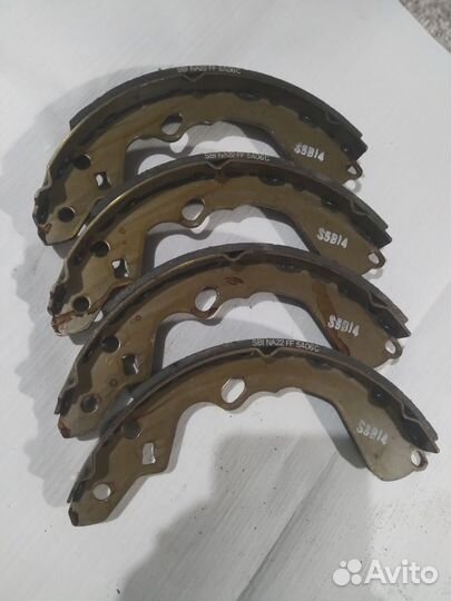 Тормозные колодки задние