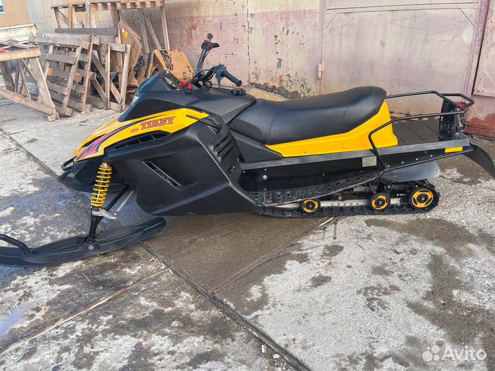 Снегоход Tiksy 250 люкс Б/У