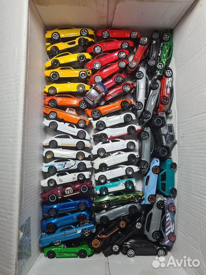 Hot wheels набор машинок