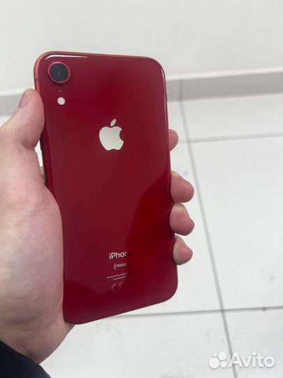 iPhone Xr, 64 ГБ