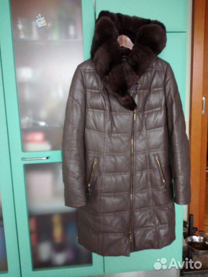 Пуховик кожаный 46