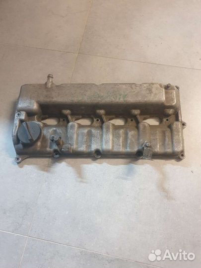 Клапанная крышка D4CB