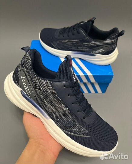 Кроссовки мужские оптом