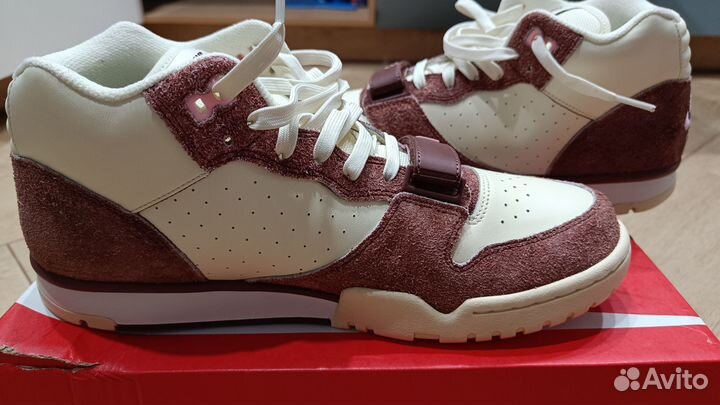 Кроссовки nike air trainer 1 sp (новые, 46р)