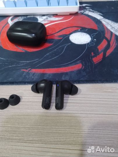 Беспроводные наушники jbl TWS JBL wave beam