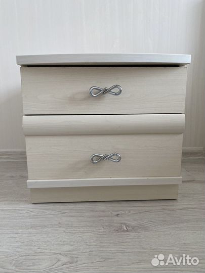 Тумба прикроватная 2 шт