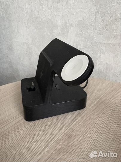 Док-станция Belkin для iPhone и Apple Watch