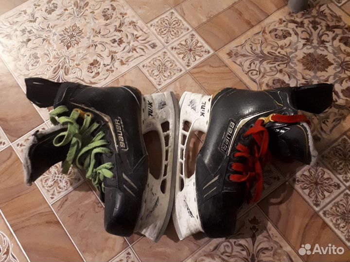 Хоккейные коньки bauer