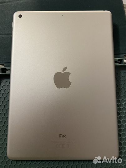 iPad 6 поколения 32GB + Apple pencil 1