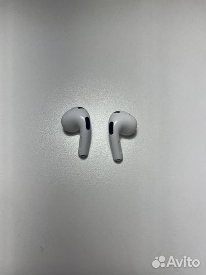 Беспроводные наушники Apple Airpods 3 + чехол