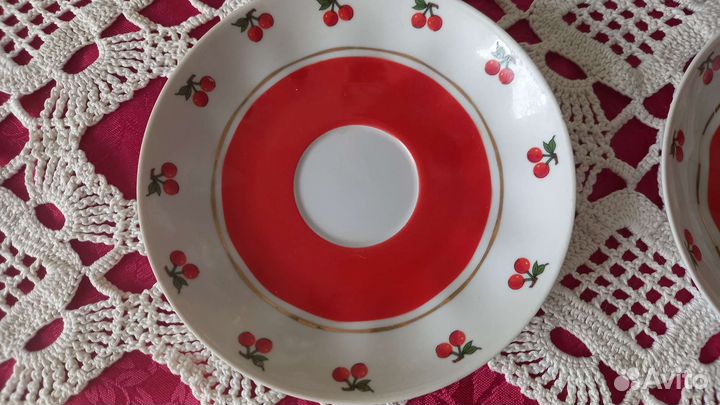 Чайные блюдца Дулево