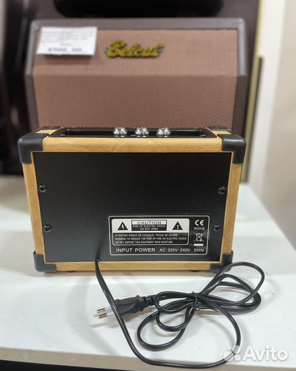 Комбоусилитель для гитары rocket GA-15 LUX N