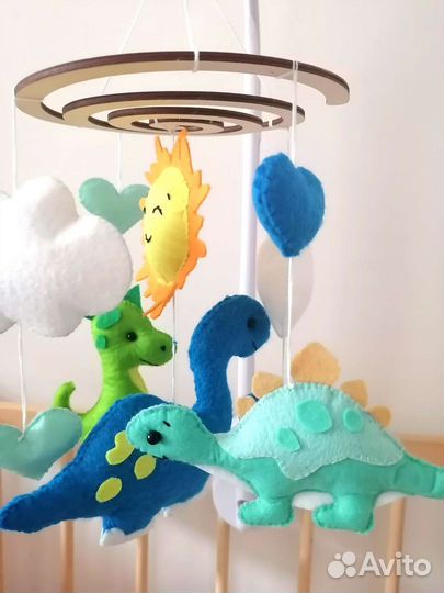 Мобиль из фетра