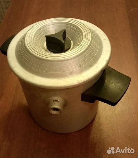 Посуда из алюминия и чугуна