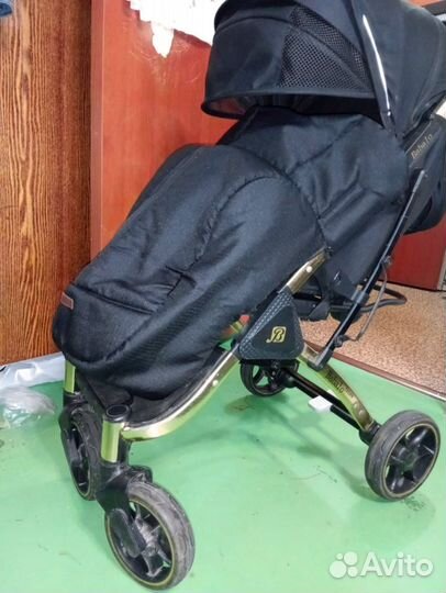 Продам детскую каляску Babalo 2022