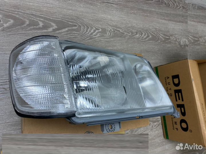 Фара передняя фар Mercedes E W124 Мерседес Е В124