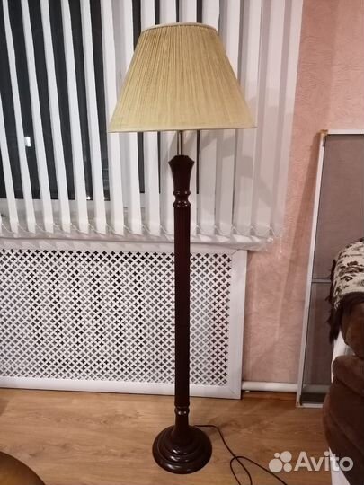 Торшер напольный