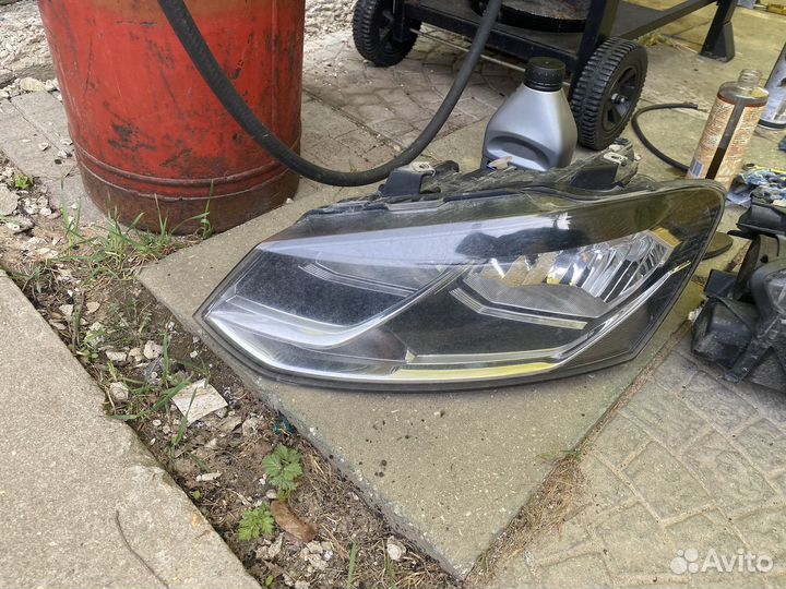 Фары на volkswagen polo 5