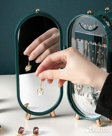 Шкатулка для ювелирных украшений