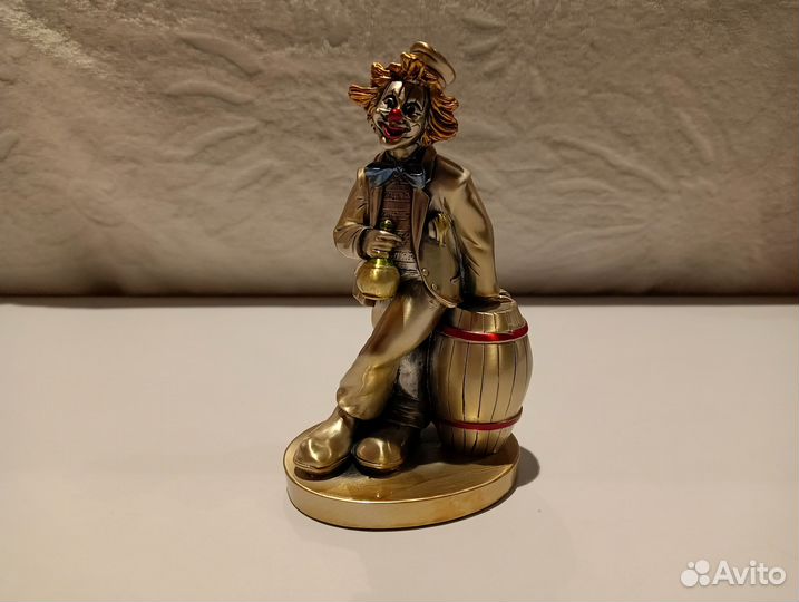 Клоун-выпивоха