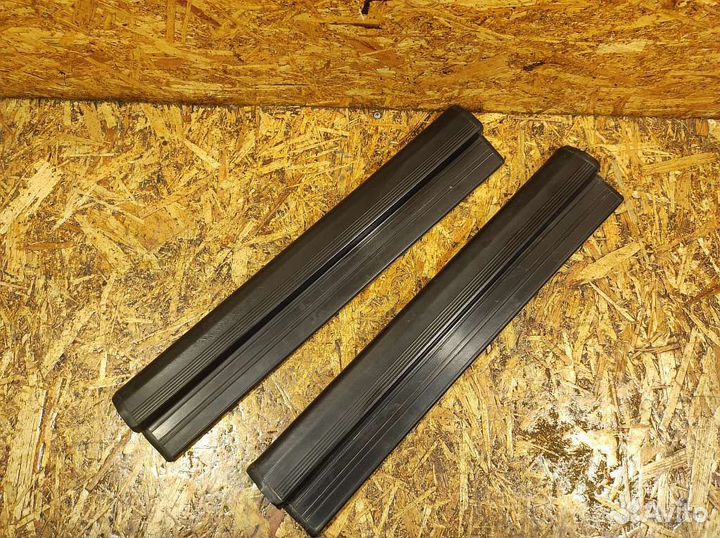 Накладка порога Mercedes W202