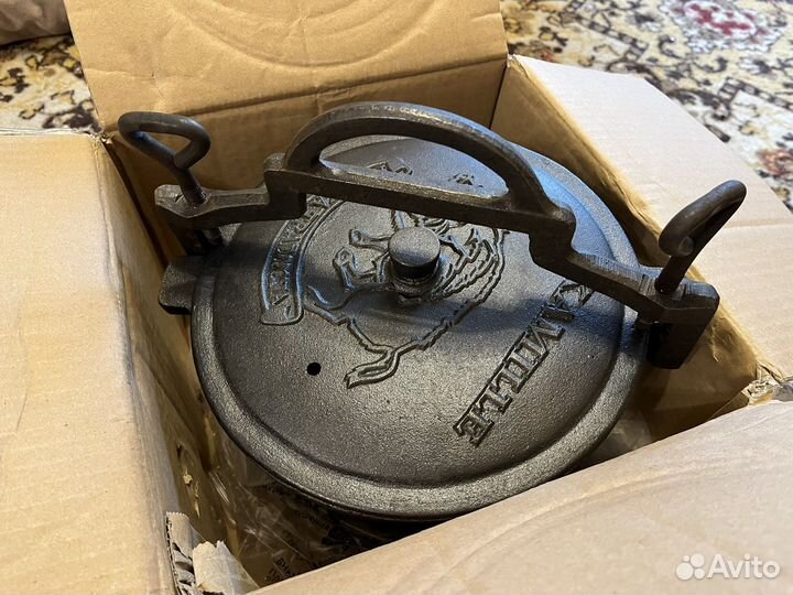 Польский чугунный казан на ножках