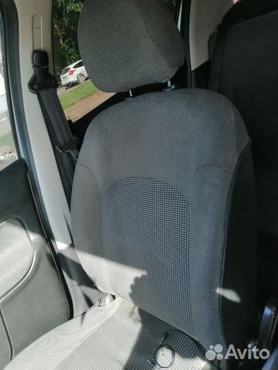 Сиденья на peugeot 206