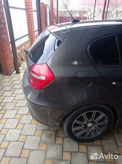 BMW 1 серия 2.0 AT, 2009, 250 000 км