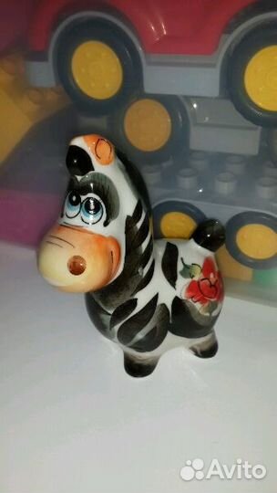 Фигурка лошадь