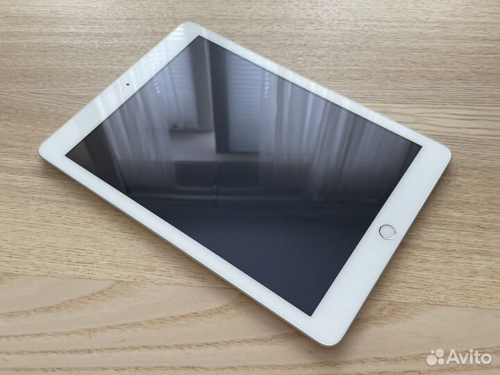 iPad 5 2017 32Gb WiFi Оригинальный