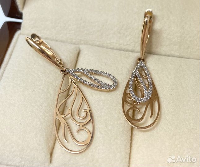Золотые серьги с фианитами