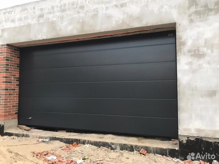 Секционные ворота