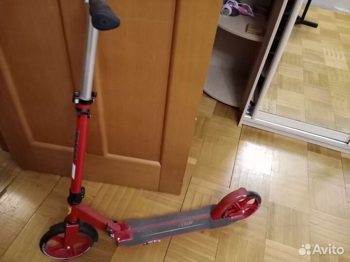 Самокат новый