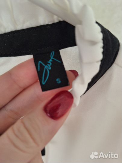 Блузка без рукавов под пиджак и не только