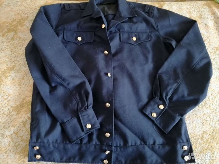 Куртка на пуговицах