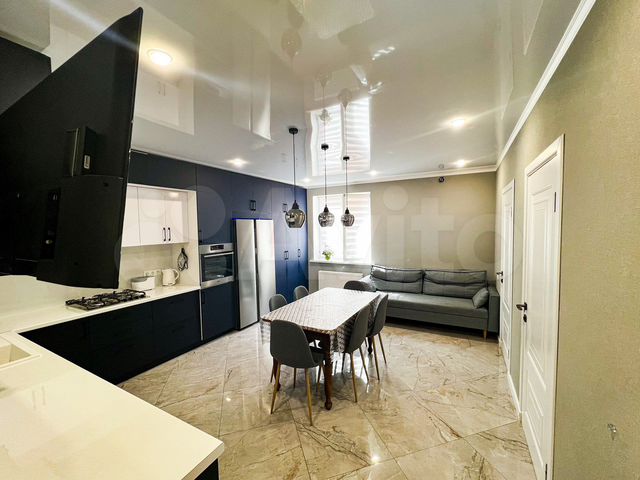 4-к. квартира, 90 м², 6/10 эт.