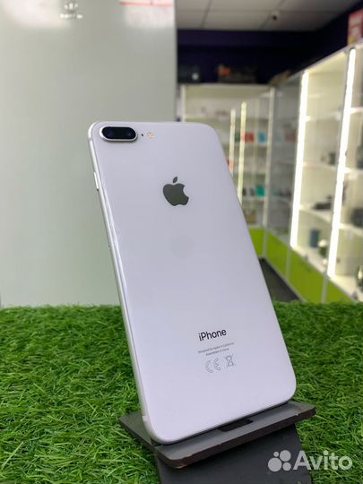 iPhone 8 Plus, 64 ГБ