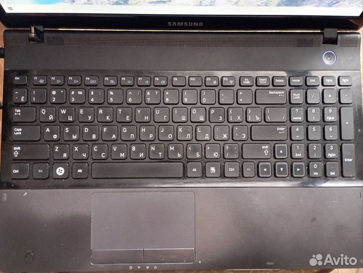Ноутбук Samsung