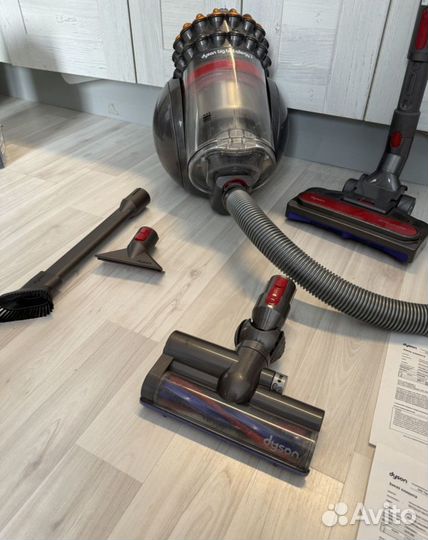 Пылесос Dyson