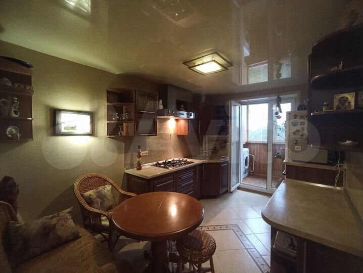 3-к. квартира, 61 м², 6/9 эт.