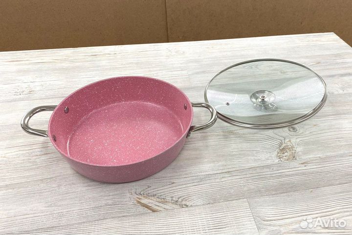 Сотейник Bekker розовый 28см, 3.1л, индукция