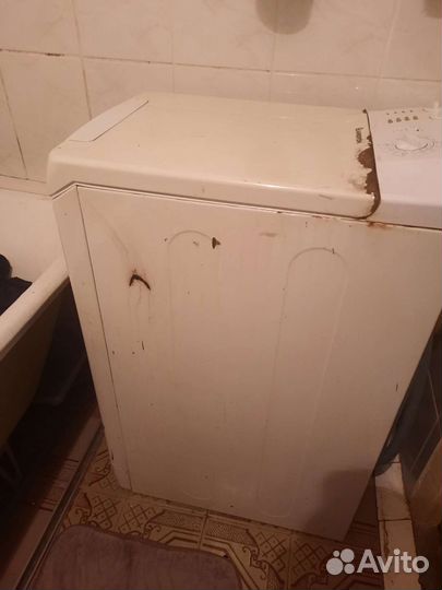 Стиральная машина с вертикальной загрузкой