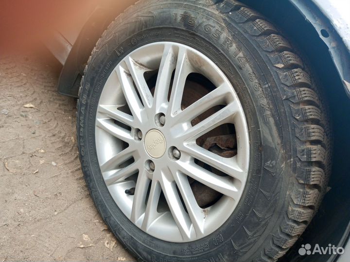Комплект диски на зимней резине R14 4x100