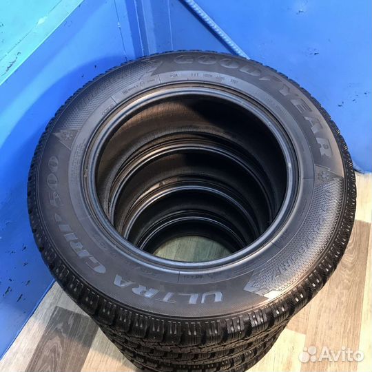 Goodyear UltraGrip 500 SUV 245/65 R17