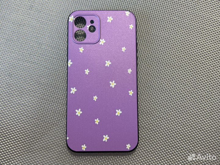 Чехол на iPhone 12