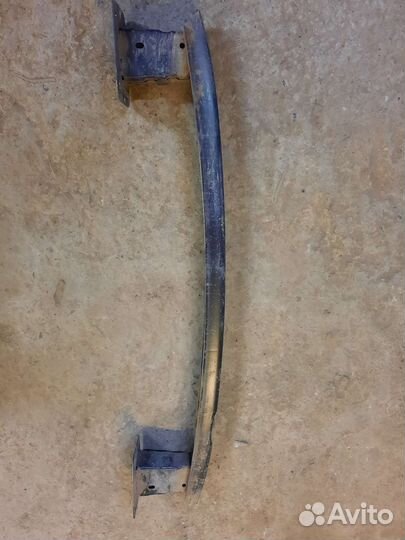 Усилитель заднего бампера Ford Focus 2