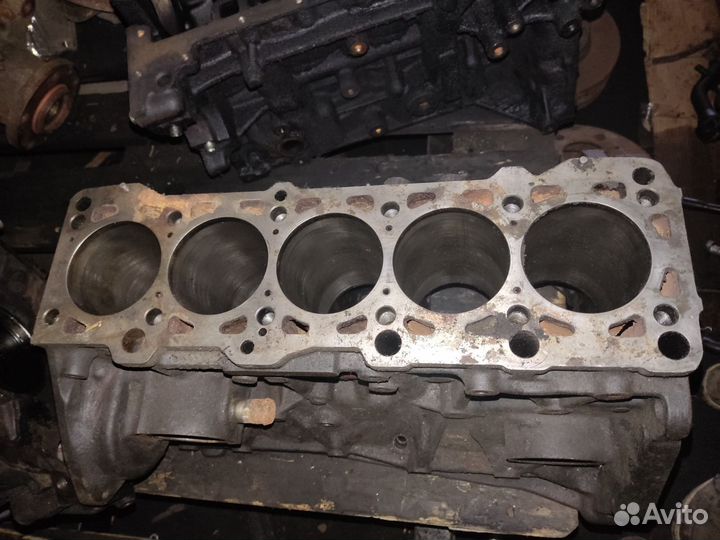 Блок двигателя голый 2.5TDI VW Т4