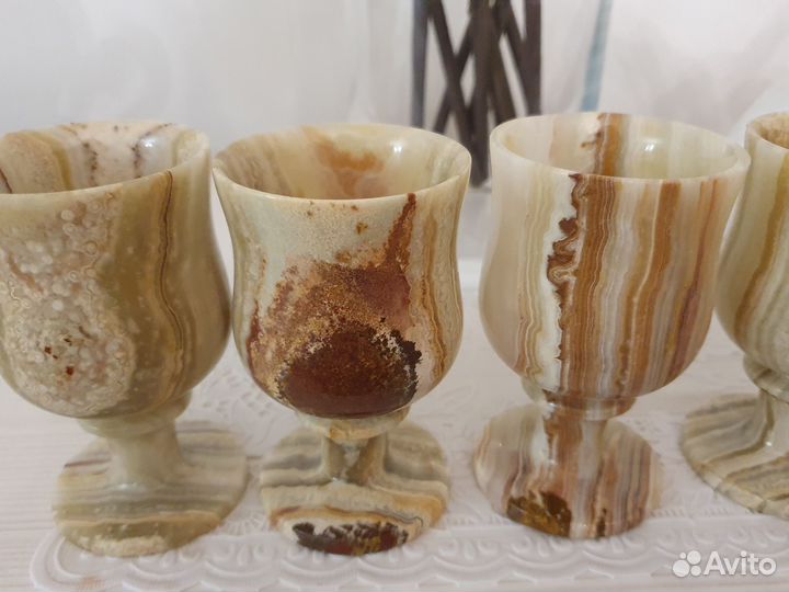 Бокалы для подарка из натурального камня