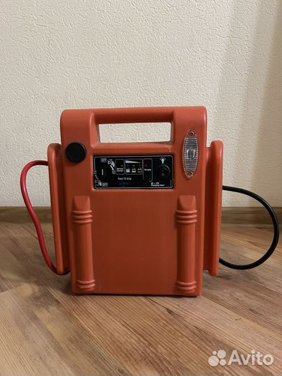 Автомобильный аварийный источник питания